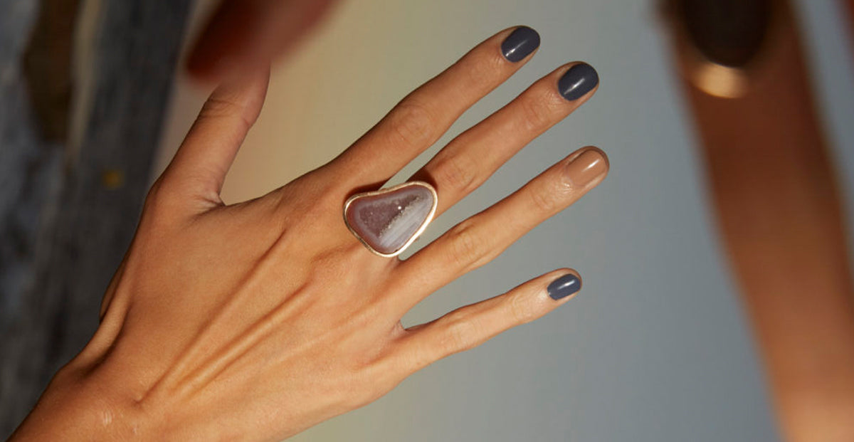 Karolin Van Loon Nail Polish in Lila Lunaire