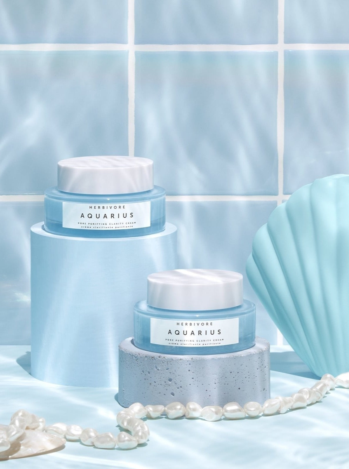 HERBIVORE BOTANICALS Aquarius Pore Purifying Clarity Cream Lifestyle Picture