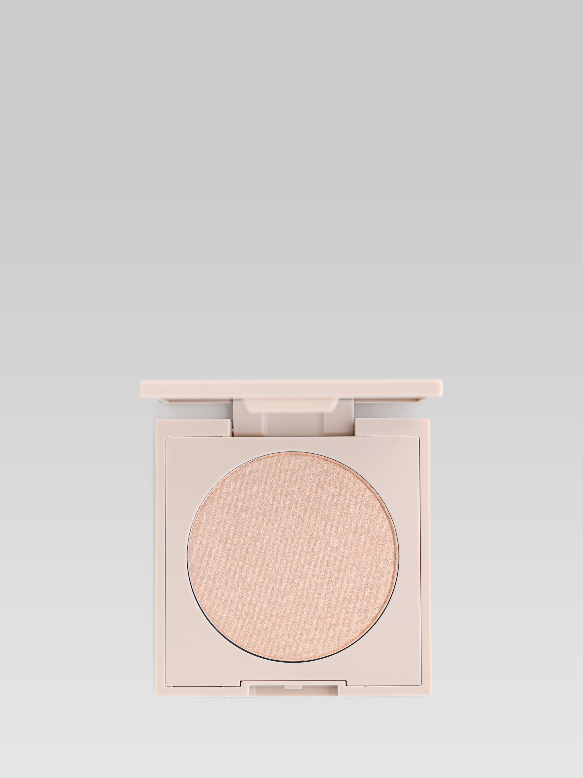ILIA BEAUTY Day Lite Highlighting Powder in color Decades product shot